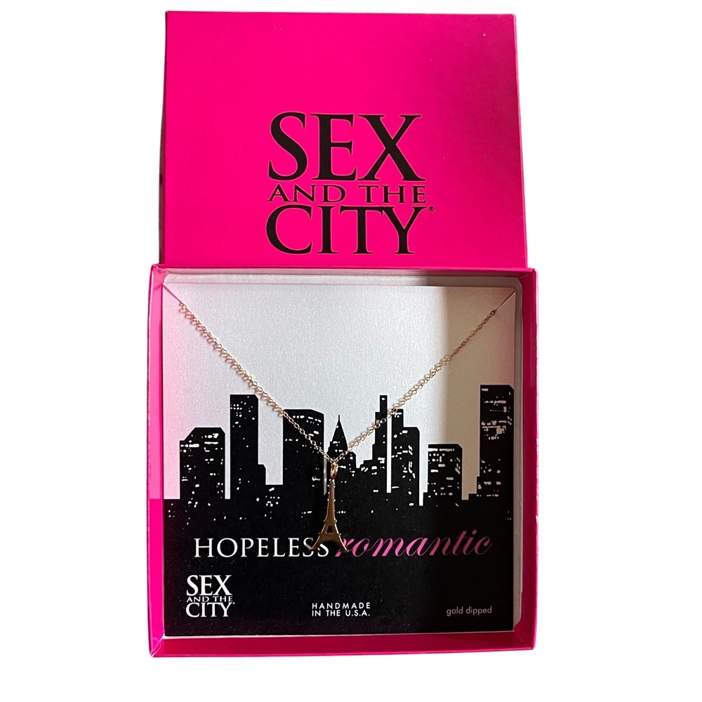 Sex‎ and the City Necklace Women OS Gold Hopeless Romantic Eiffel Tower Pendant